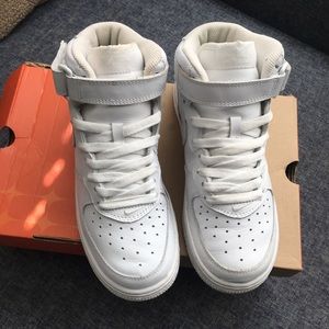 Youth Nike Air Force 1